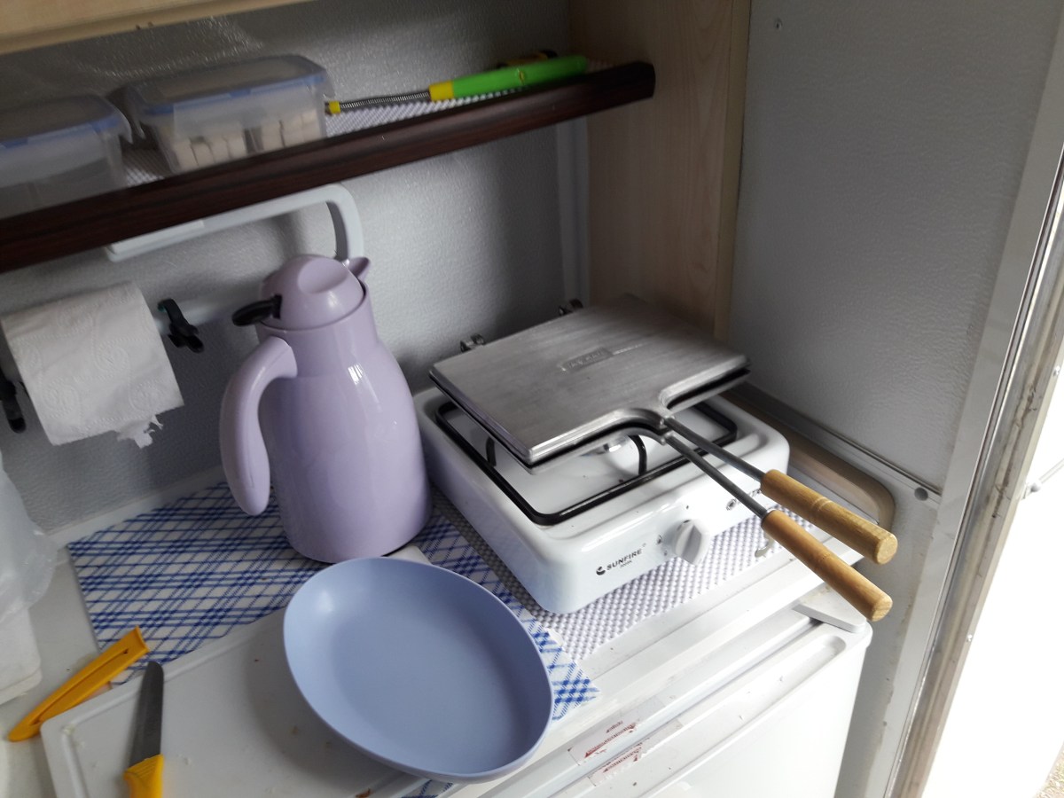 Karavan tost makinesi….